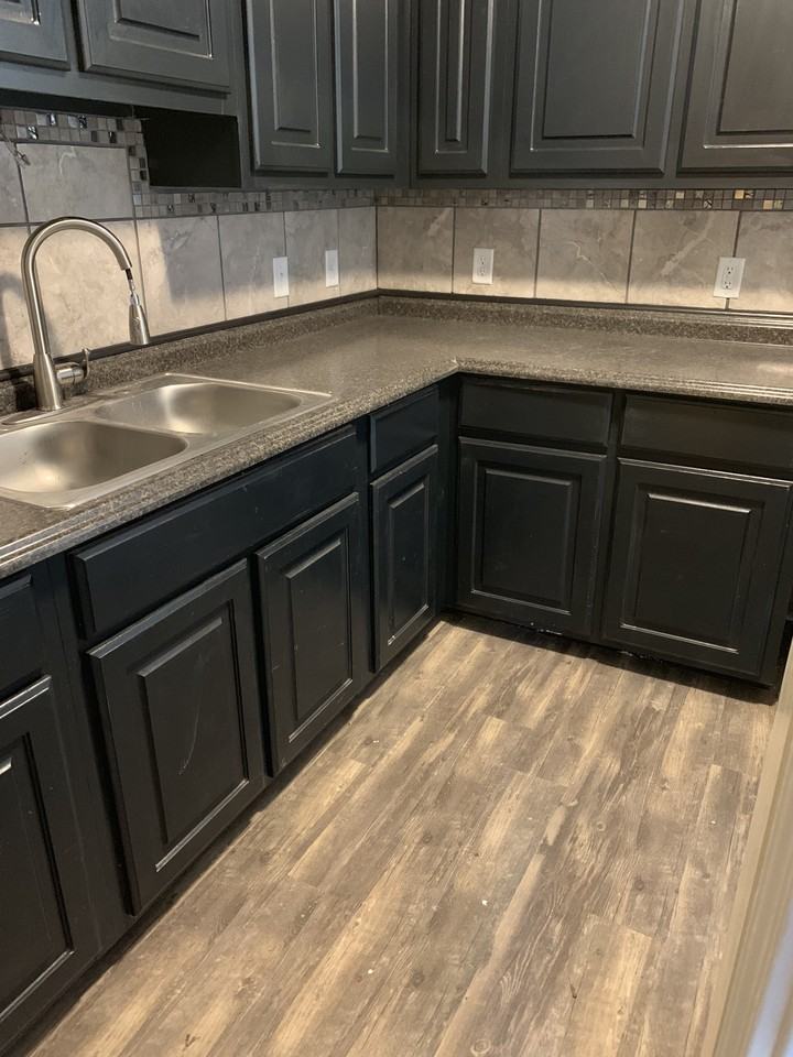 2600 W. 30th - Photo 5 of 6