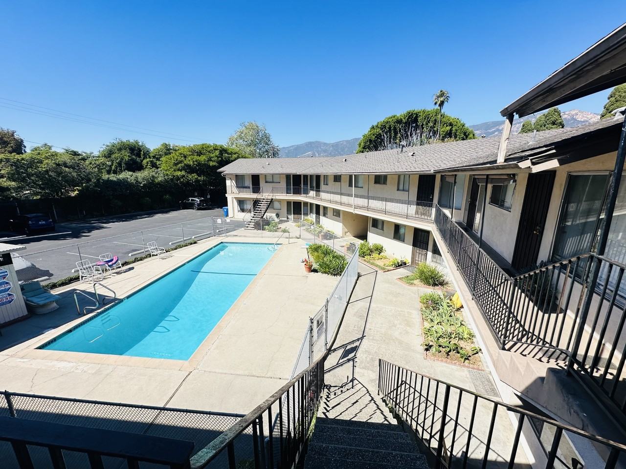 3458 Richland - Photo 4 of 17
