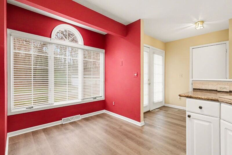 4319 Valley Hollow Dr Ne - Photo 3 of 18