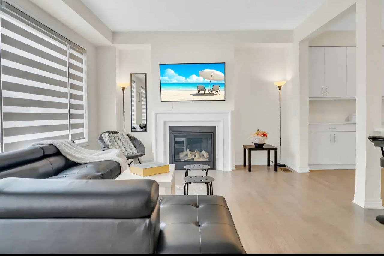 293 Broadacre Drive - Photo 3 of 26