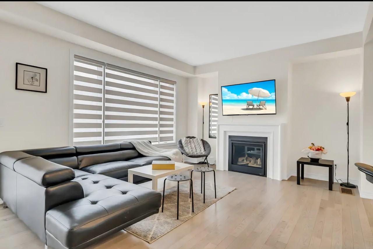 293 Broadacre Drive - Photo 2 of 26