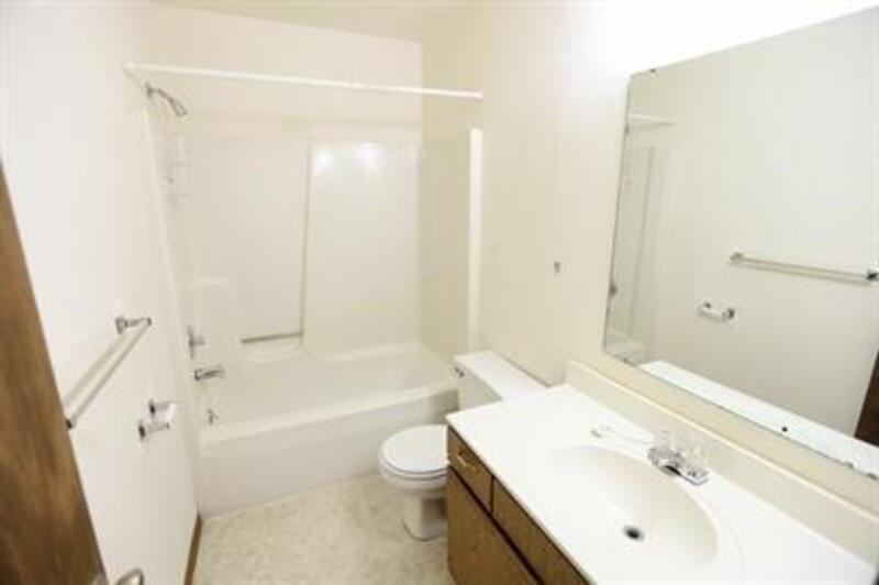 2973 Englewood Ave Se #2 - Photo 6 of 13