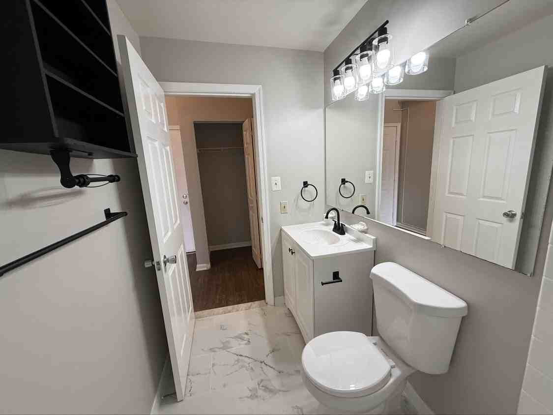 Vernon Homes - Photo 7 of 18