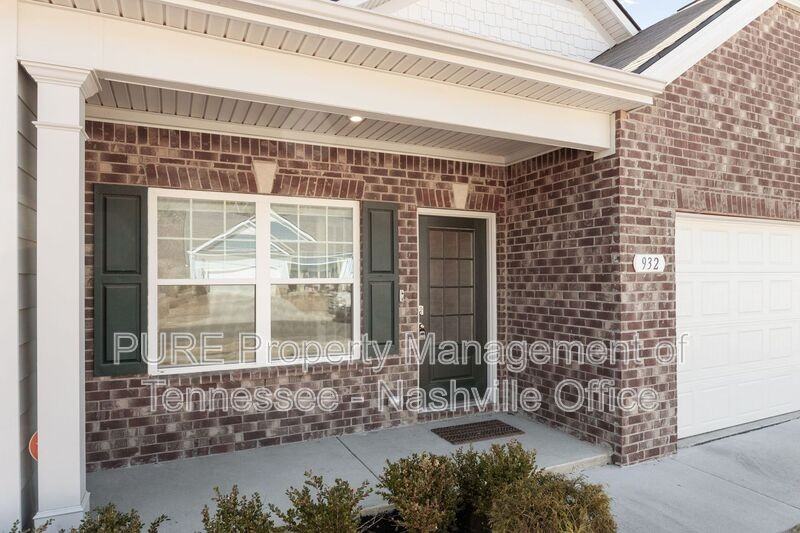 932 Millstream Dr - Photo 3 of 33