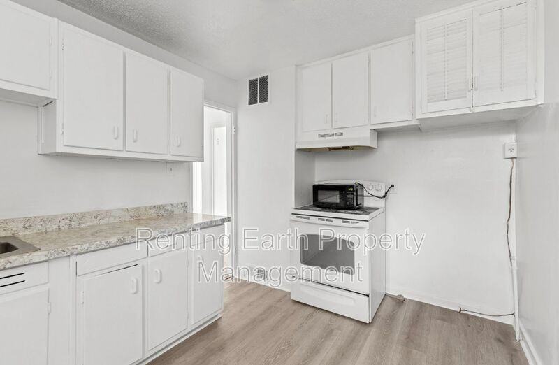 628 Annie Laura Dr - Photo 5 of 15