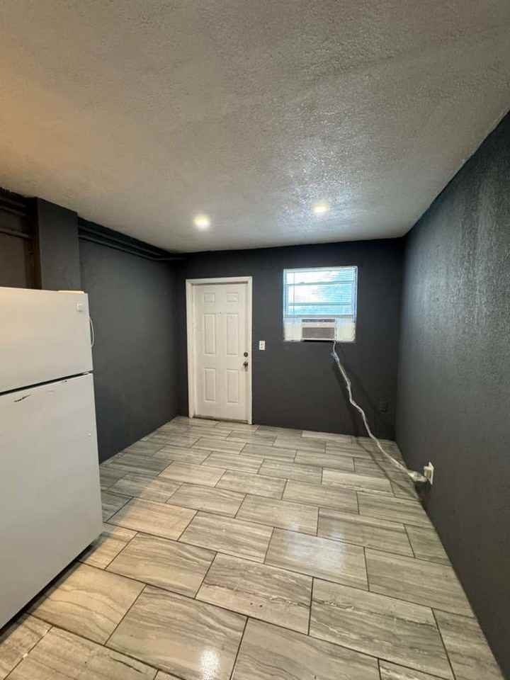 529 LUCY ST LLC - Photo 2 of 8