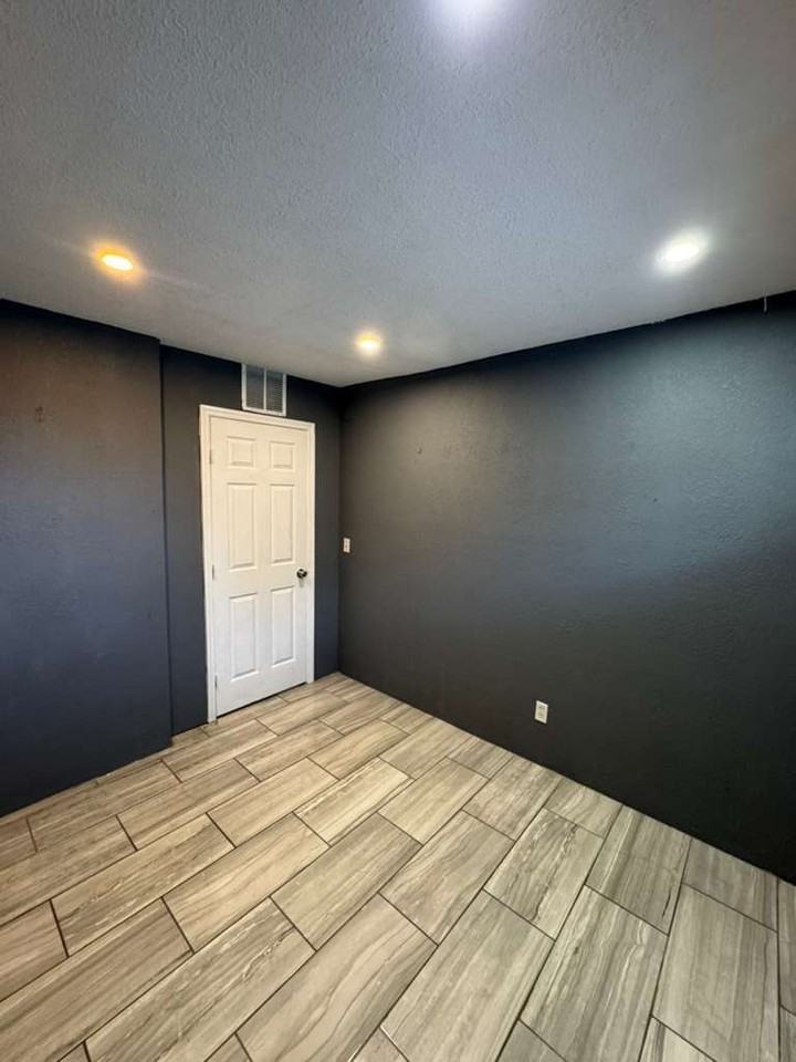 529 LUCY ST LLC - Photo 7 of 8