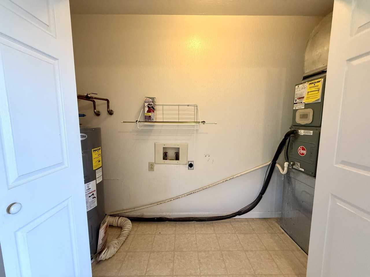 770 Deerfield Lane - Photo 7 of 20