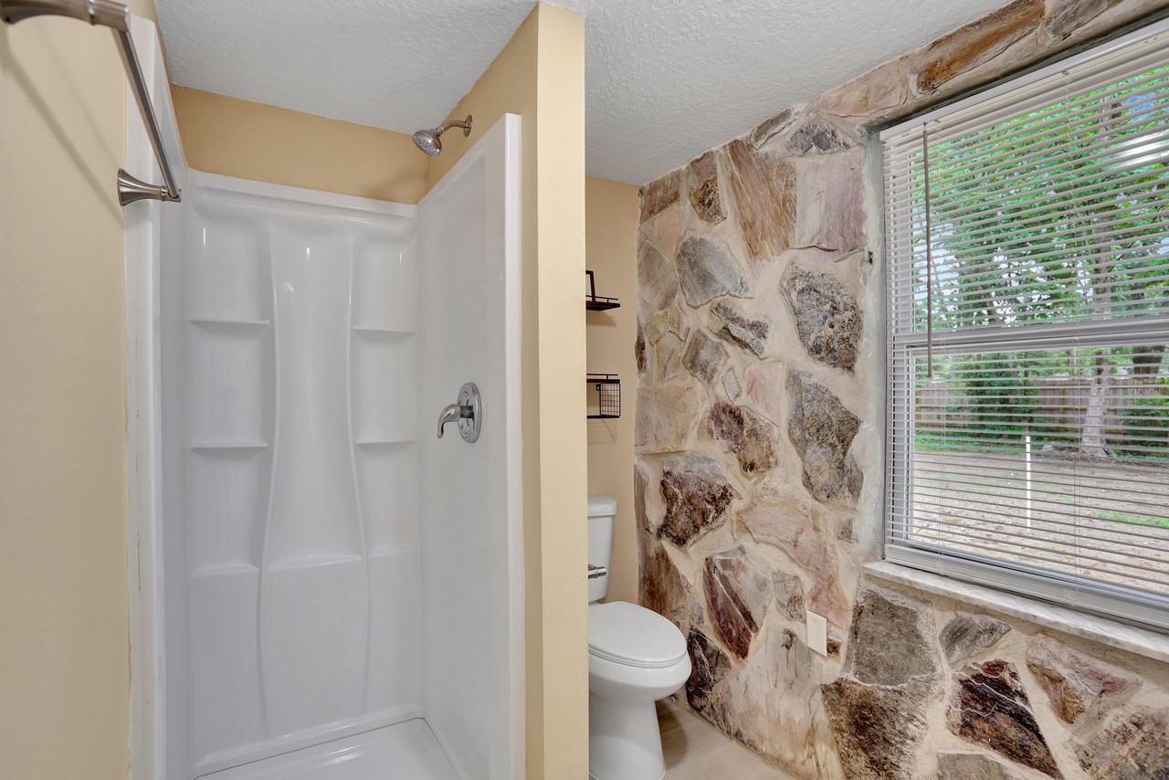 1824 Highland Park Boulevard - Photo 7 of 25