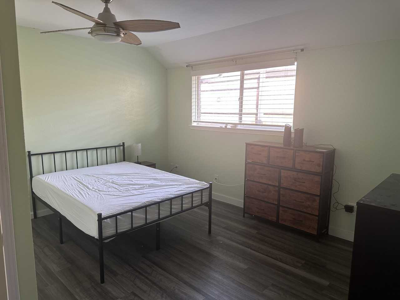 3815 Westminster Drive - Photo 3 of 12