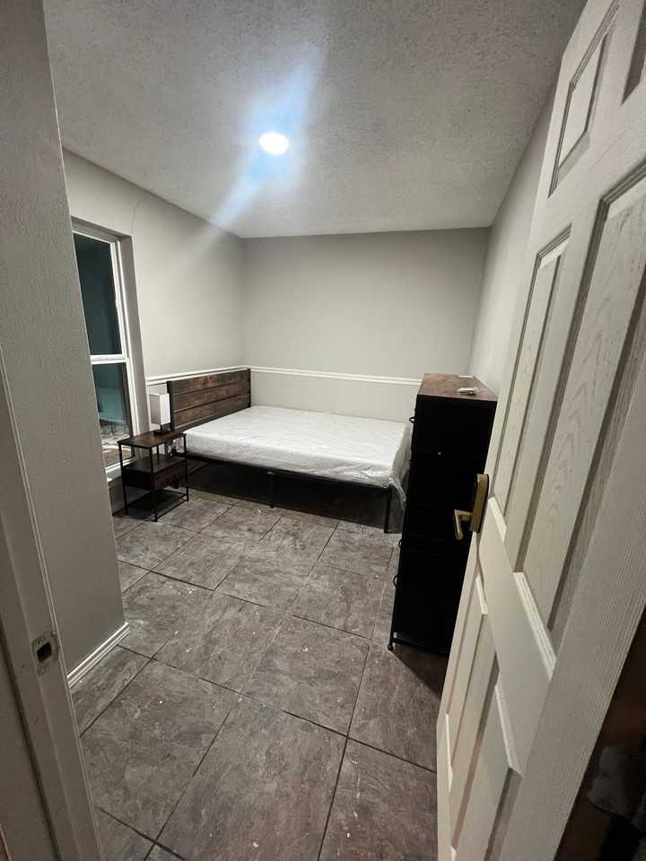 2504 Jewett Road - Photo 5 of 24