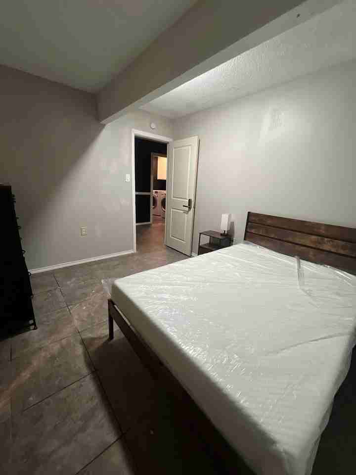 2504 Jewett Road - Photo 6 of 24