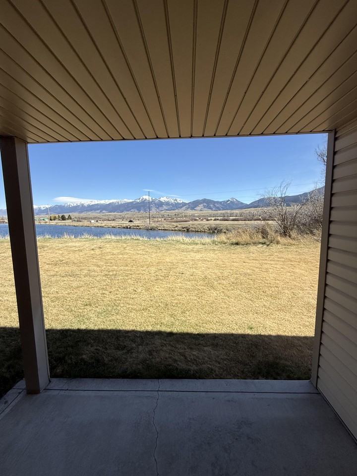5 Avalon Court - Photo 2 of 15