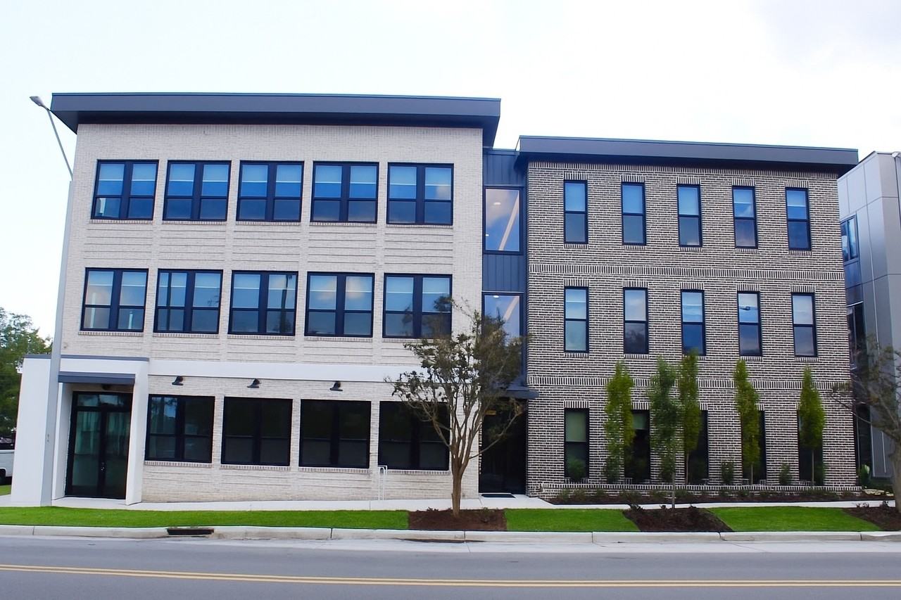 1124 Castle Street - Photo 4 of 7