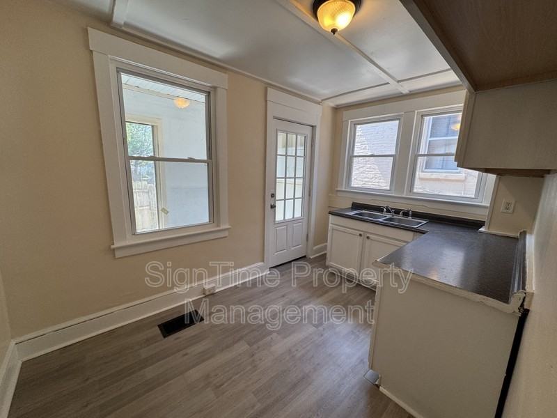 235 East Ave - Photo 3 of 10