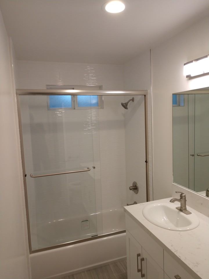 3626 Redondo Beach Boulevard #C - Photo 5 of 17