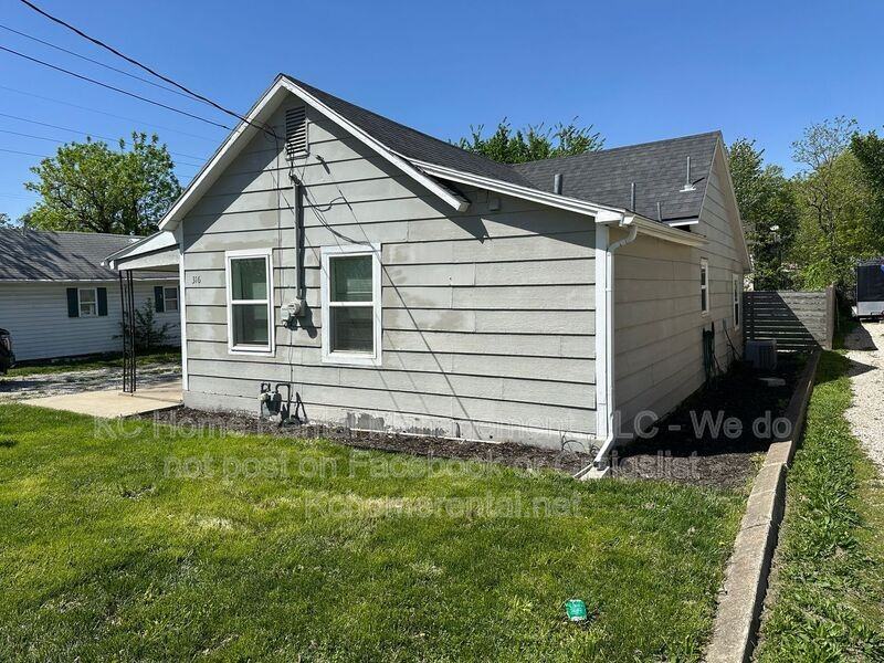 316 W Elm St - Photo 3 of 35