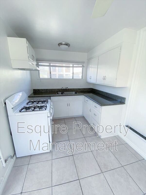 51 Fir St - Photo 5 of 11