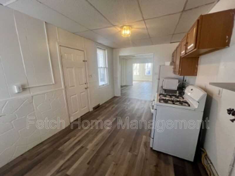 113 Arch St - Photo 6 of 16