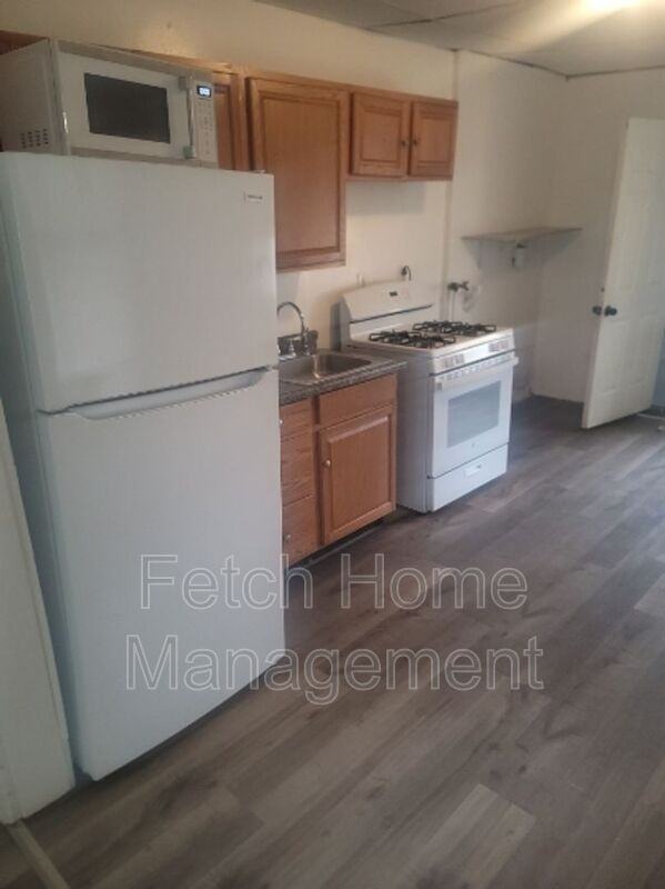 113 Arch St - Photo 7 of 16