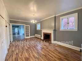 featured image of 137 S Prince St #1
