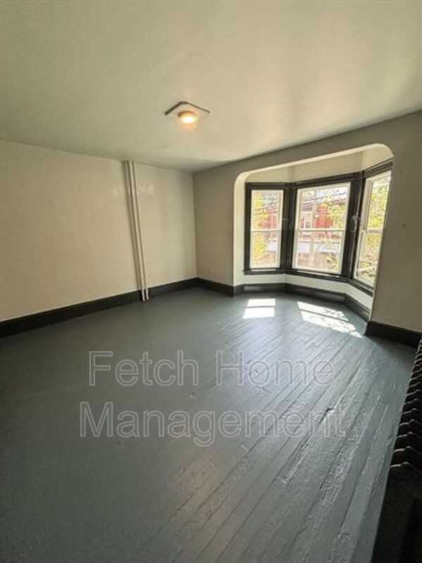 19 S Ann St #6 - Photo 7 of 9