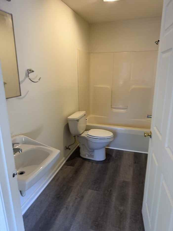 842 7th Avenue Pl Sw #842 - Photo 4 of 6