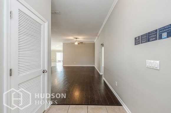 6214 Rolling Tree St - Photo 2 of 15