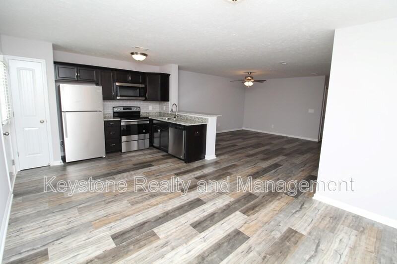 1611 - Photo 3 of 16