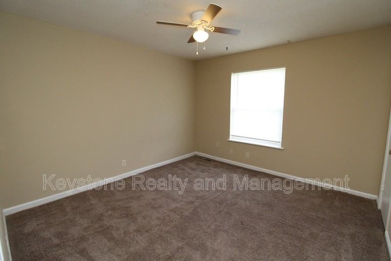 1088 Pembroke Oak Grove Rd - Photo 5 of 6