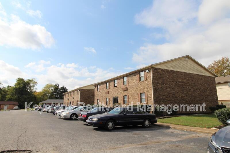 106 Koffman Dr #D7 - Photo 2 of 6