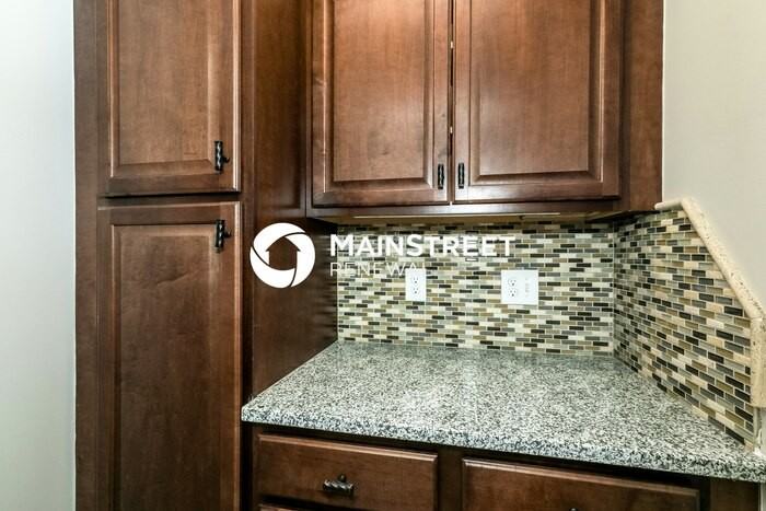 13716 Tynecastle Ln - Photo 7 of 17