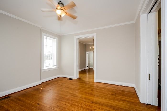 4145 S Compton Ave - Photo 4 of 17