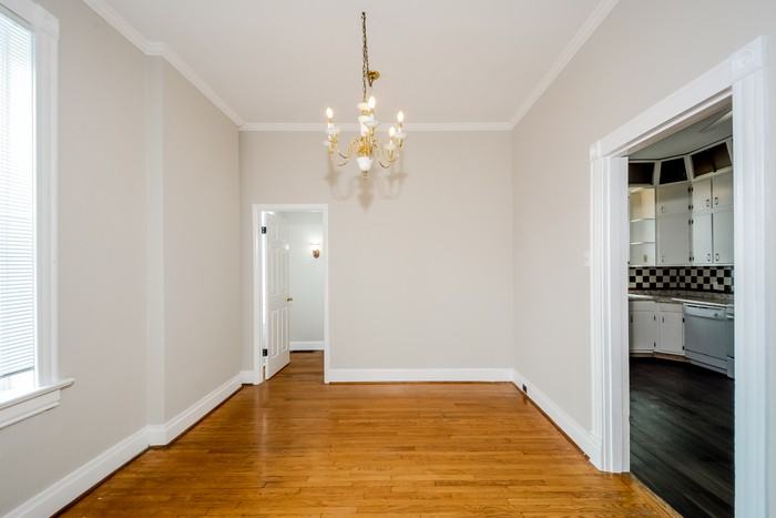 4145 S Compton Ave - Photo 6 of 17