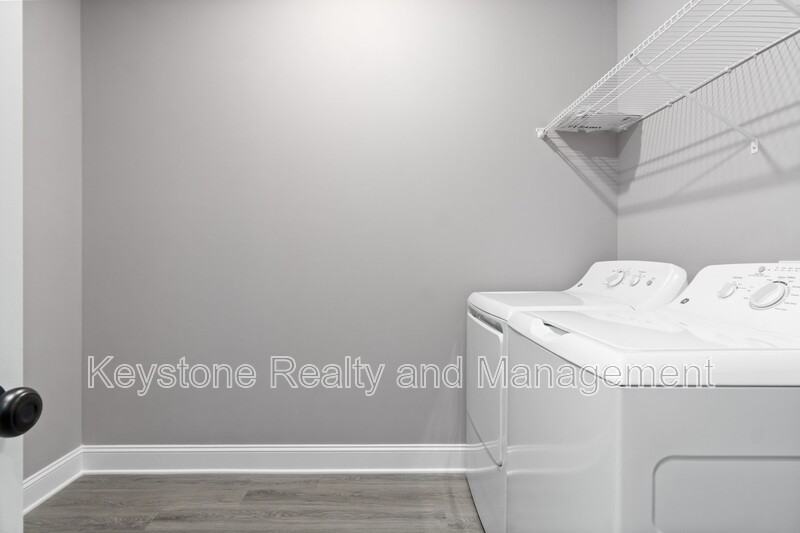 138 Center Pointe Dr - Photo 7 of 15