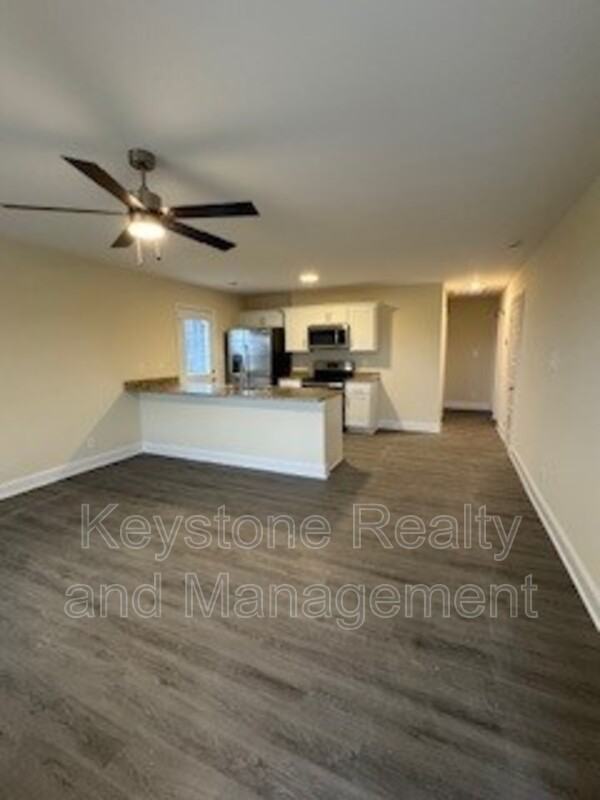 109 Mace Ln #A - Photo 2 of 9