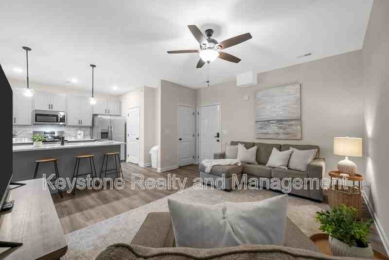 15 A St - Photo 3 of 16