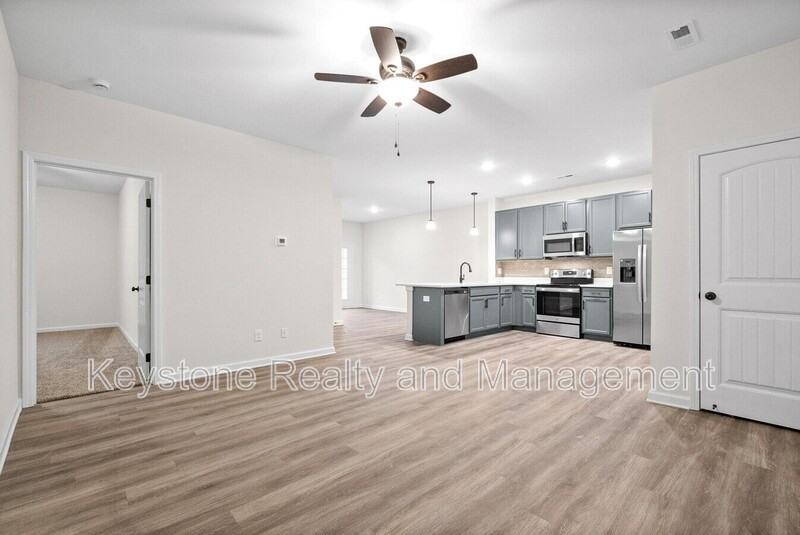 15 B St - Photo 2 of 14