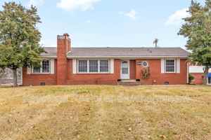 featured image of 1319 Fort Campbell Blvd