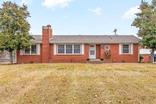 1319 Fort Campbell Blvd - Photo 1 of 1