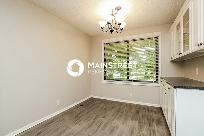 230 Sunny Acre Dr - Photo 3 of 15