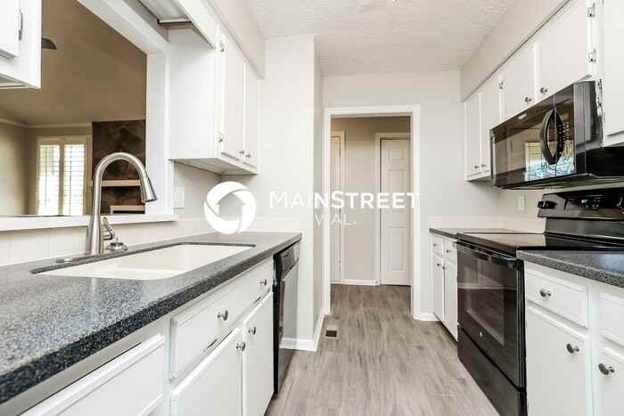 230 Sunny Acre Dr - Photo 5 of 15