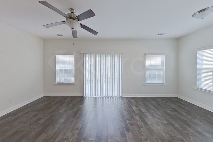 415 Ferguson Ln - Photo 4 of 19