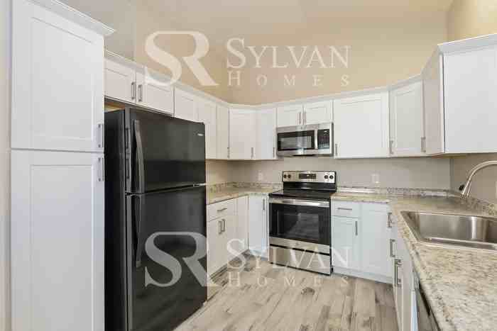 1950 W Burgundy Way - Photo 7 of 16