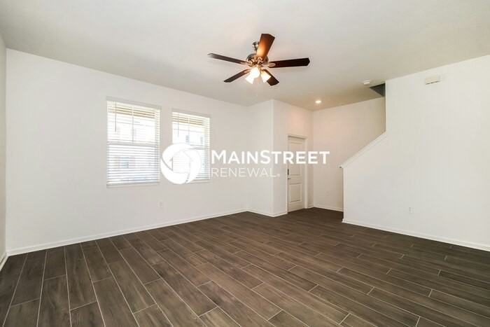 6441 Sprucepine Ln - Photo 7 of 17