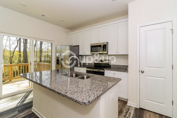 117 Teak Dr - Photo 5 of 12