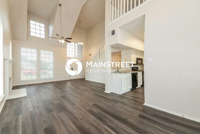 204 Parkway Ct - Photo 7 of 17