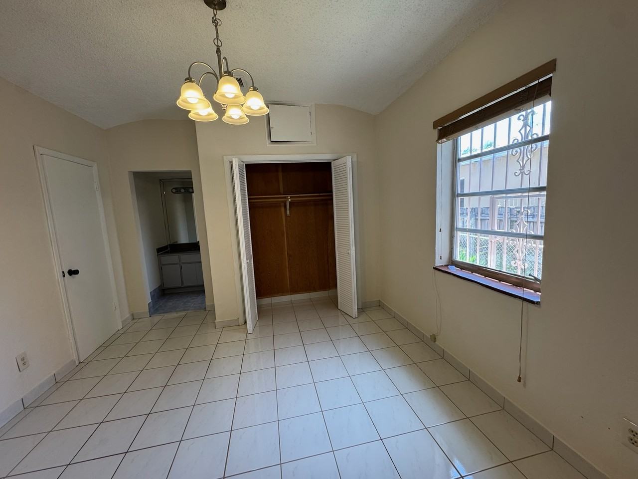 1381 Sw 23rd St #NA - Photo 3 of 15