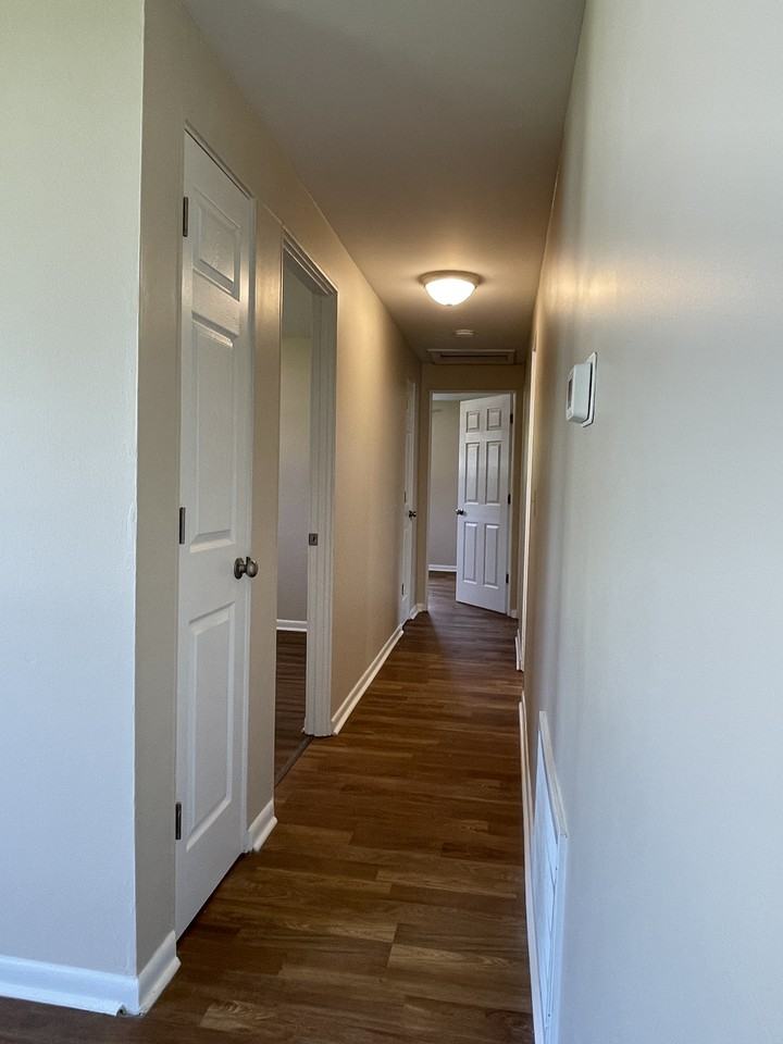 19 Valley Park Dr #NA - Photo 6 of 10