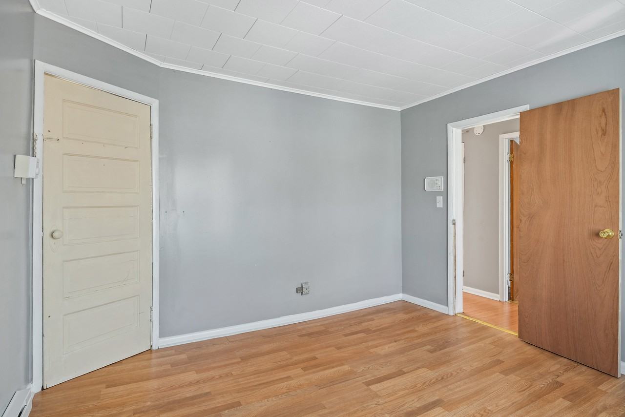 213 Fletcher Ave #2 - Photo 4 of 28